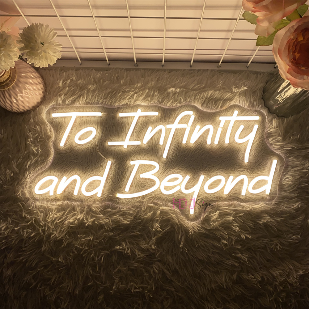To infinity and beyond Neon Le - مراجعة Lighting Decor And Beyond وسعره