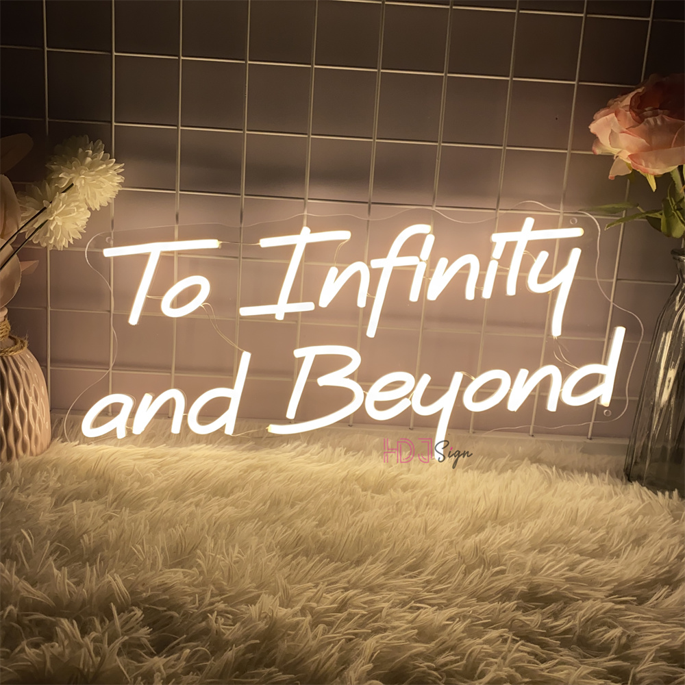 To infinity and beyond Neon Le - مراجعة Lighting Decor And Beyond وسعره