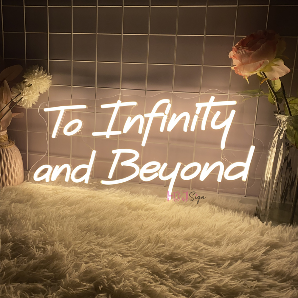 To infinity and beyond Neon Le - مراجعة Lighting Decor And Beyond وسعره