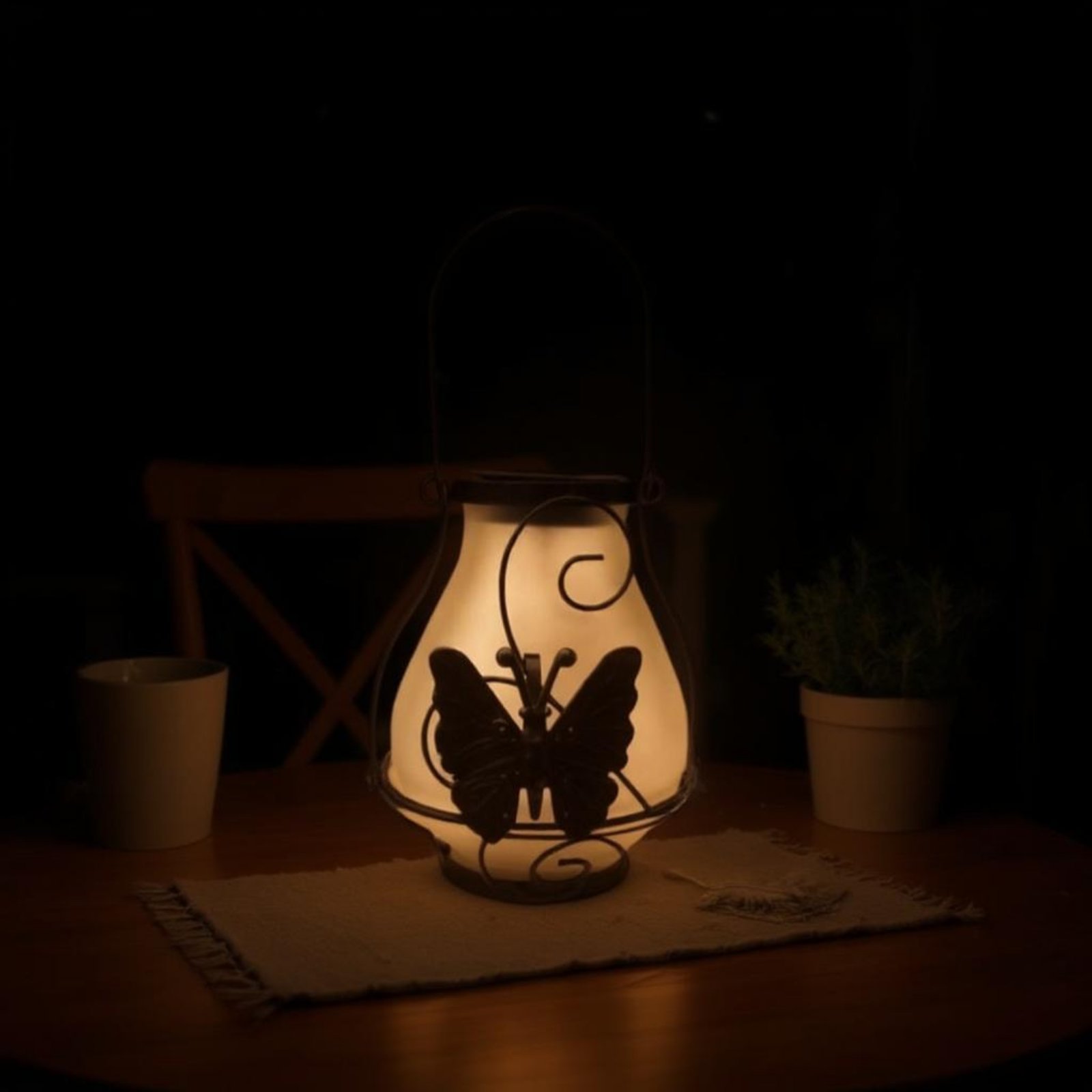 Solar Butterfly Lantern Waterp - مراجعة Lighting Decor Outdoor وسعره